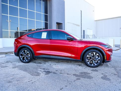 Used 2024 Ford Mustang Mach-E Select w/ Comfort Package Lite image 7