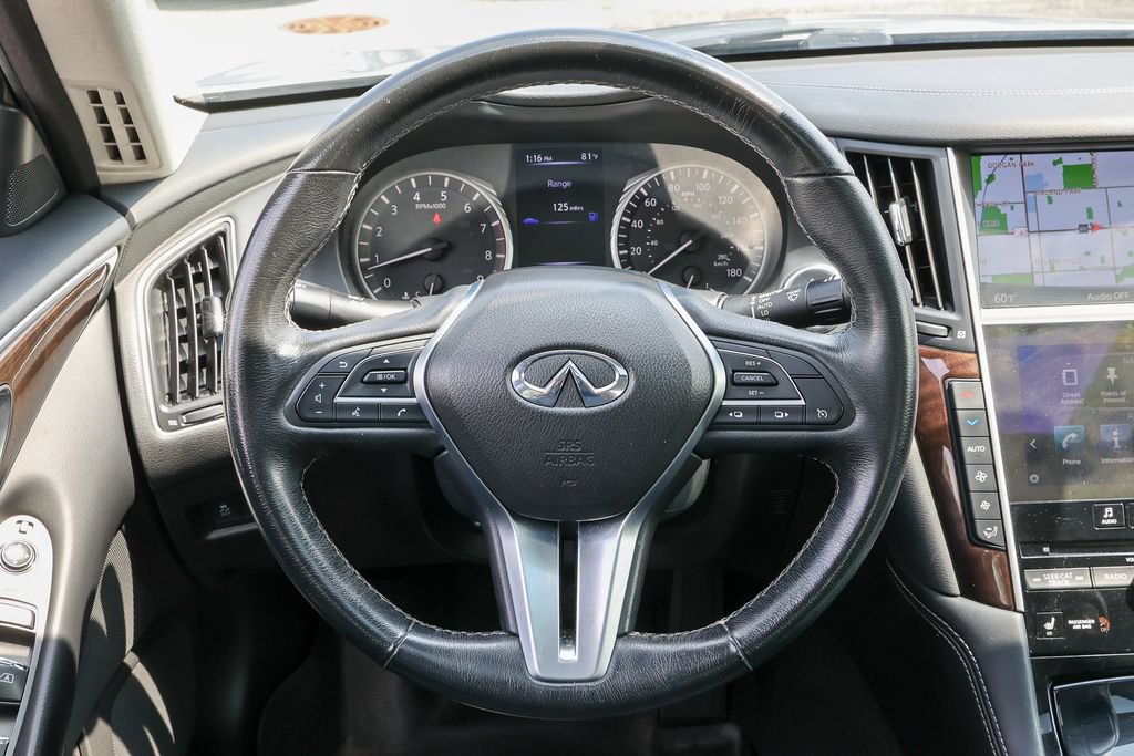 Used 2018 INFINITI Q50 Luxe w/ Essential Package (3.0T Luxe) AWD/4WD image 8