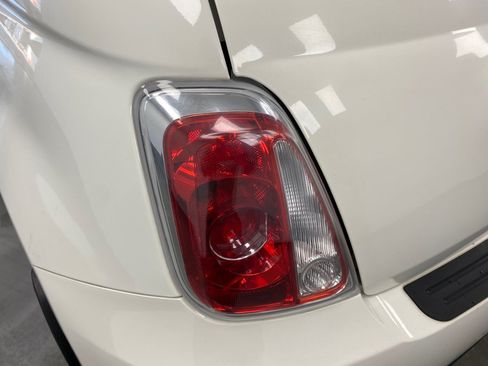 Used 2018 FIAT 500 Lounge FWD image 13
