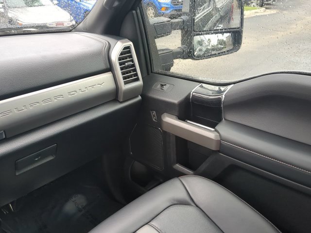 Used 2020 Ford F250 Platinum w/ FX4 Off-Road Package AWD/4WD image 17