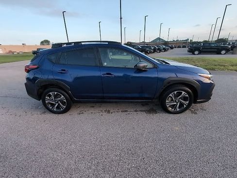 Used 2025 Subaru Crosstrek 2.5i Premium AWD/4WD image 2