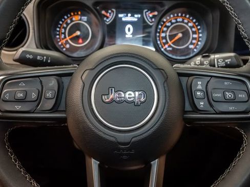 Certified 2025 Jeep Wrangler Unlimited Sport AWD/4WD image 12