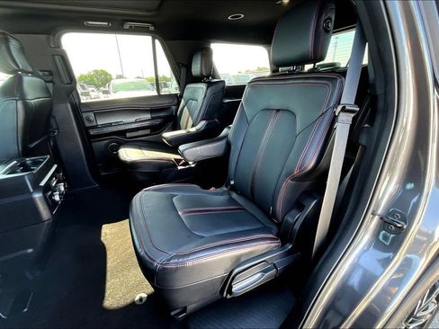 Used 2020 Ford Expedition Limited w/ Equipment Group 303A AWD/4WD image 28