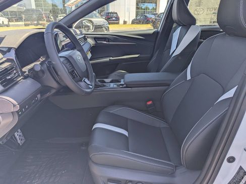 New 2026 Toyota Camry SE FWD image 19