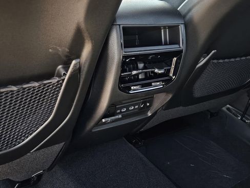 New 2026 Jeep Grand Cherokee Limited RWD image 13