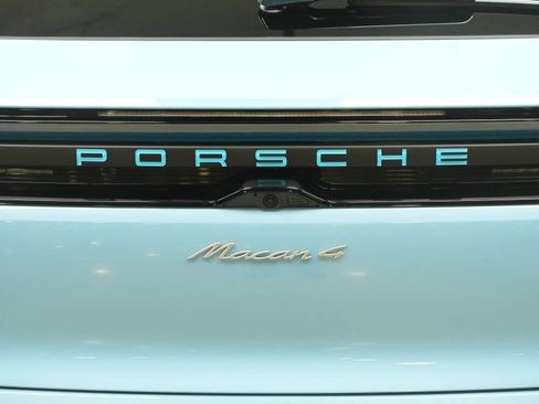 New 2026 Porsche Macan 4 Electric AWD/4WD image 37