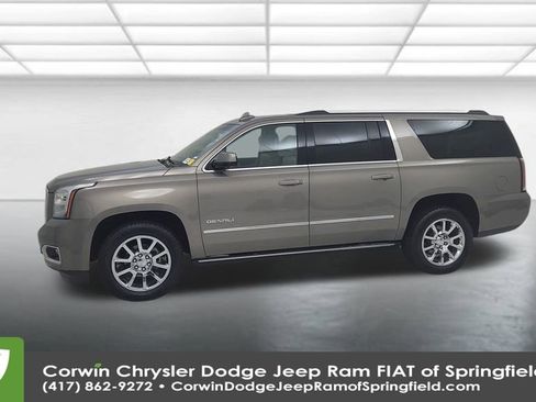 Used 2019 GMC Yukon XL Denali w/ Open Road Package image 8