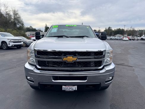 Used 2013 Chevrolet Silverado 2500 LT w/ Interior Plus Package image 3