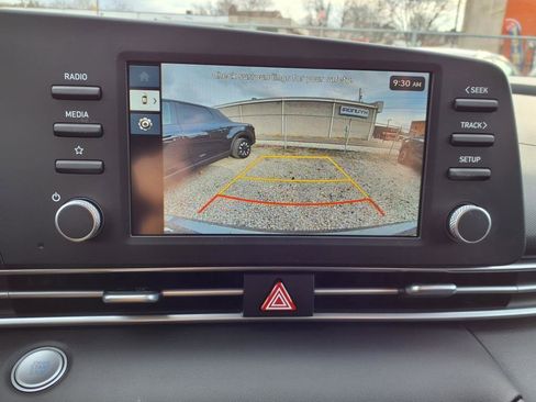 New 2025 Hyundai Elantra Blue image 9