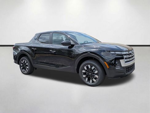New 2026 Hyundai Santa Cruz SE FWD image 2
