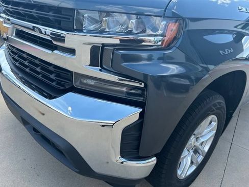 Used 2020 Chevrolet Silverado 1500 LT AWD/4WD image 4