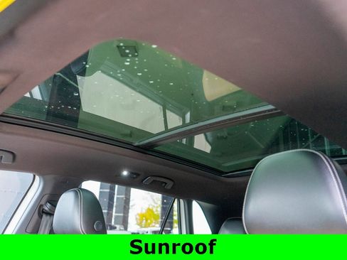 Used 2022 Volkswagen Atlas Cross Sport SEL Premium R-Line image 12