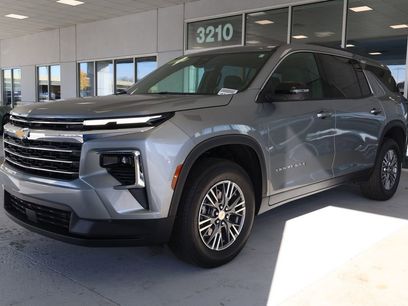 New 2026 Chevrolet Traverse LT w/ Driver Confidence Package