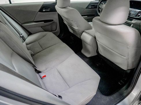 Used 2014 Honda Accord LX image 33