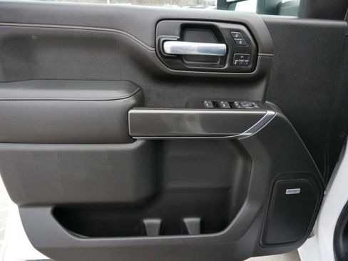 Used 2020 GMC Sierra 3500 AT4 w/ AT4 Premium Package image 9