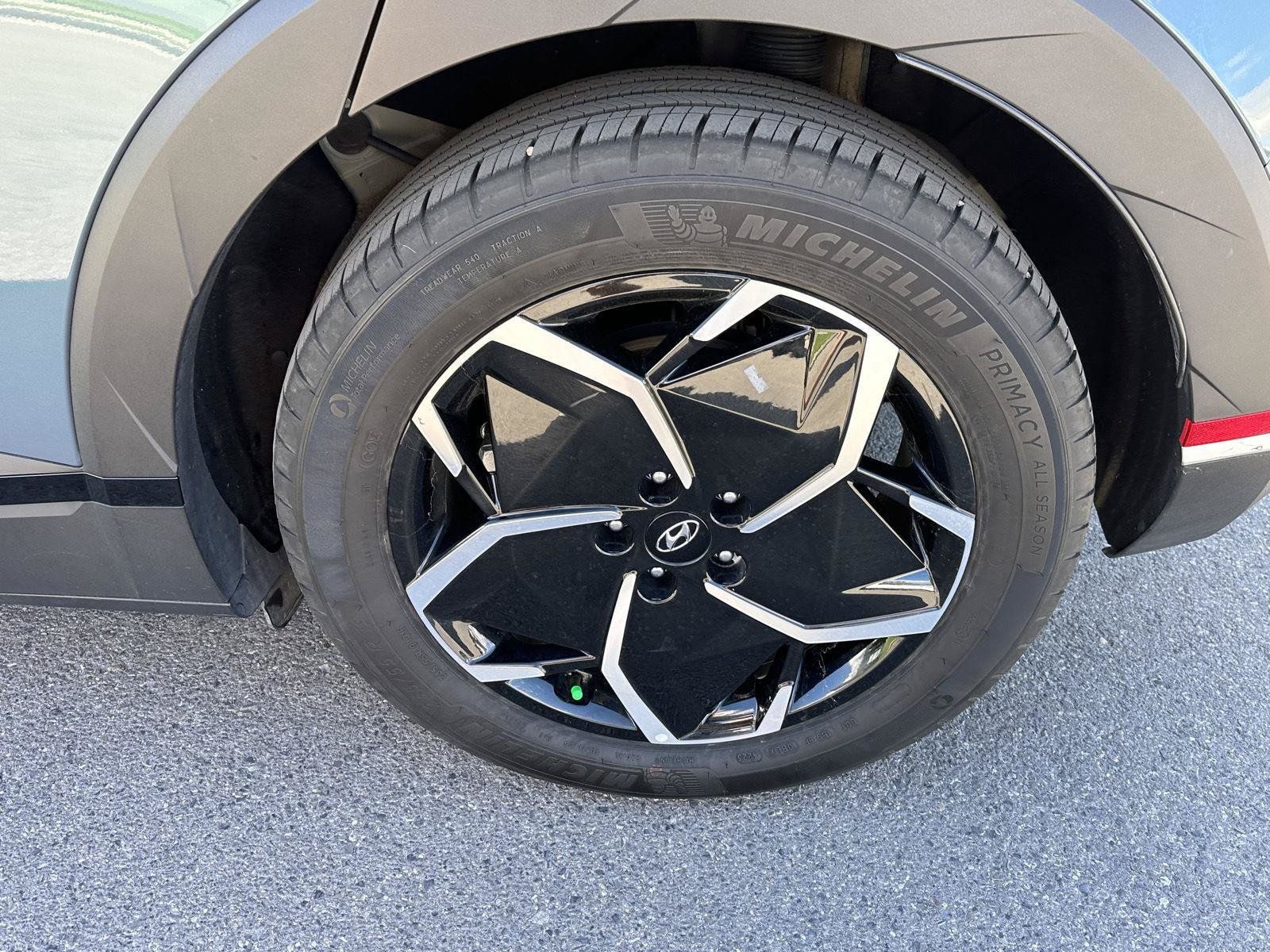 Certified 2024 Hyundai Ioniq 5 SEL AWD/4WD image 15