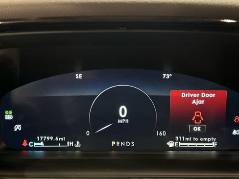 Used 2023 Lincoln Nautilus AWD w/ Premium Package image 15