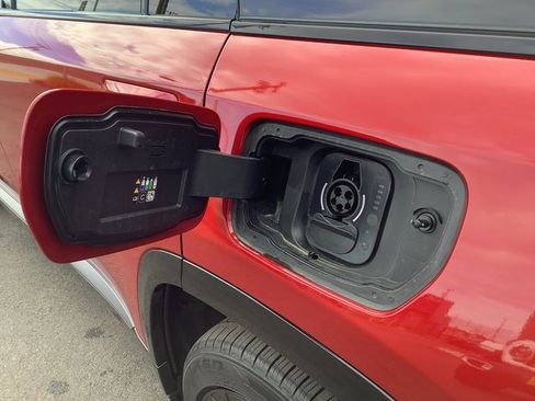 Used 2025 Jeep Wagoneer S Limited image 23