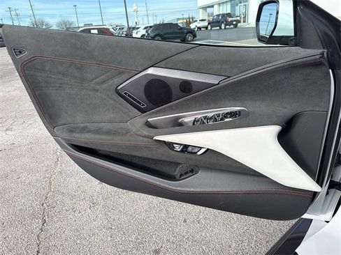 Used 2023 Chevrolet Corvette Z06 w/ Z07 Performance Package image 7