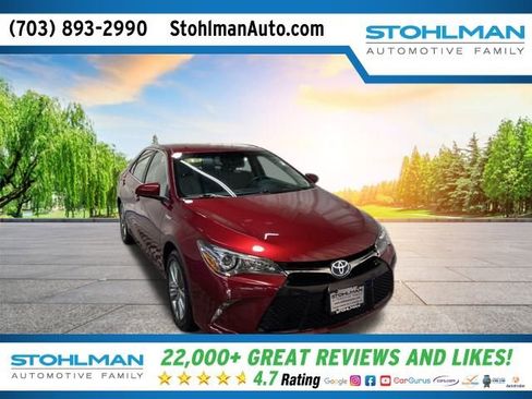 Used 2016 Toyota Camry SE image 1
