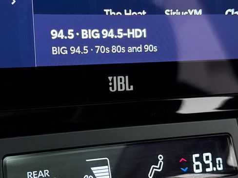 Used 2024 Toyota Grand Highlander AWD image 6