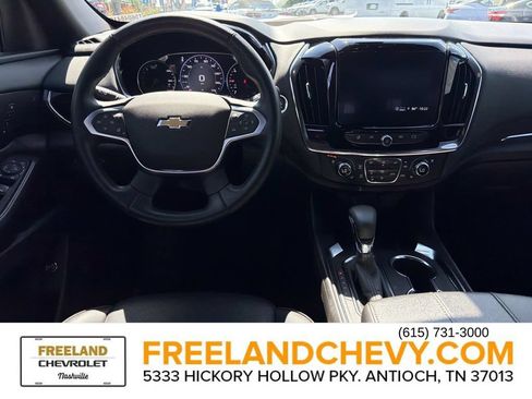 Used 2023 Chevrolet Traverse High Country FWD image 19