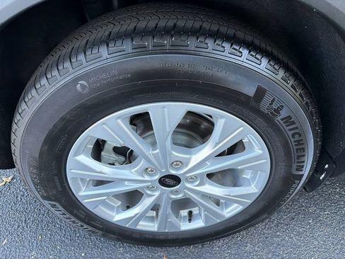 Used 2025 Ford Escape Active FWD image 17