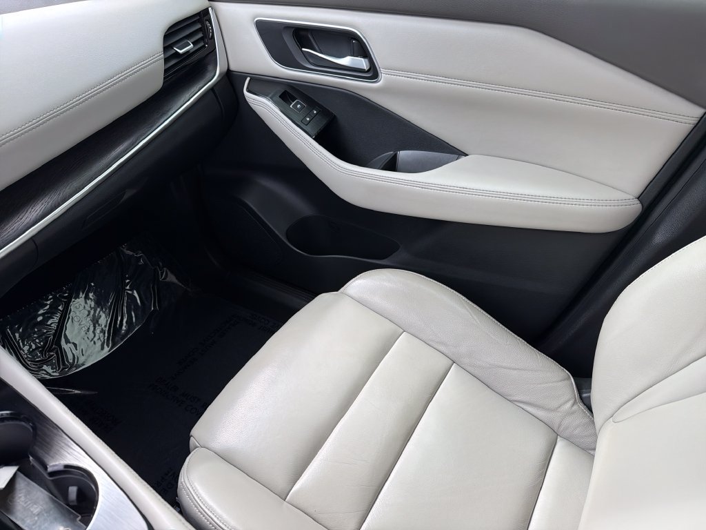 Used 2021 Nissan Rogue SL w/ Premium Package FWD image 30