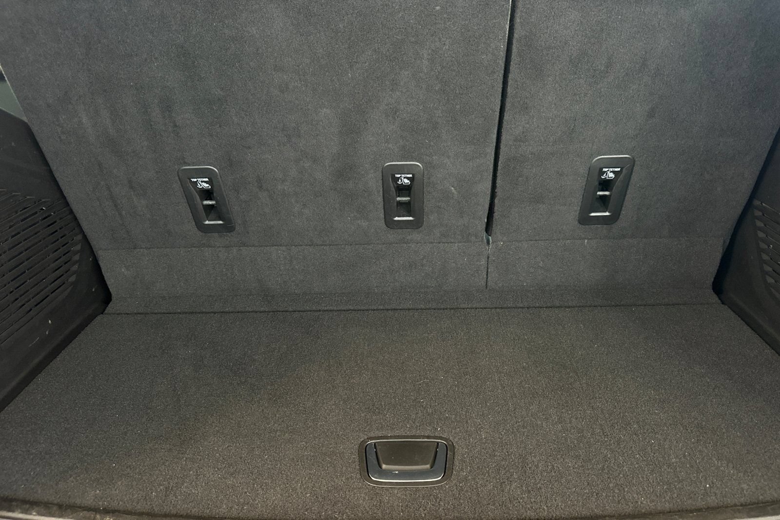 Used 2022 GMC Yukon Denali AWD/4WD image 18
