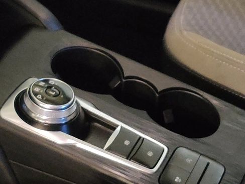 Used 2021 Ford Escape SE image 26