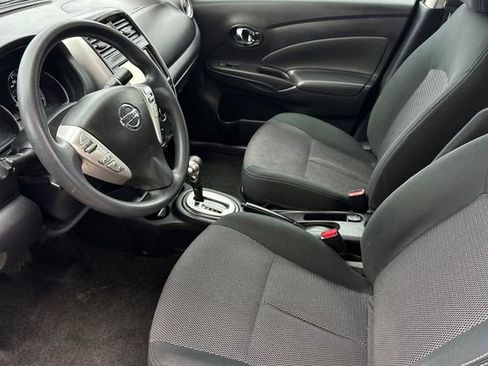 Used 2019 Nissan Versa SV image 11