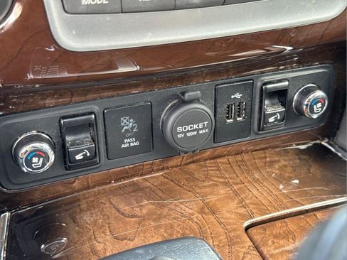 Used 2019 INFINITI QX80 Luxe w/ 22" Wheel Package RWD image 25