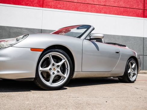 Used 2003 Porsche 911 Carrera RWD image 23