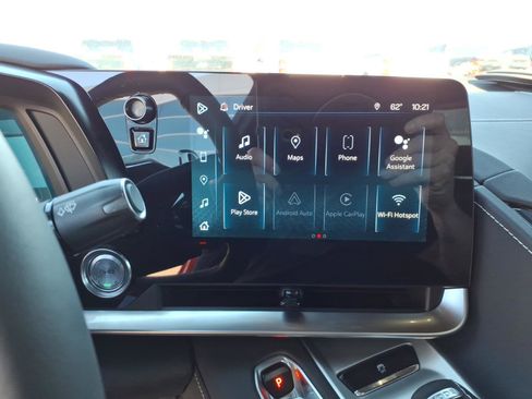 Used 2024 Chevrolet Corvette Stingray Coupe w/ 1LT image 17