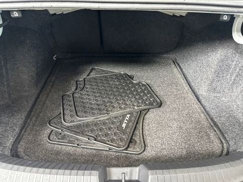 Used 2024 Volkswagen Jetta S image 27