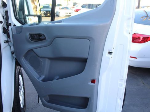 Used 2018 Ford Transit 250 130 Low Roof w/ Exterior Upgrade Package image 18