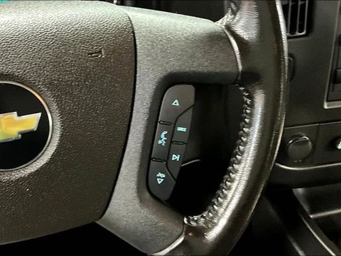 Used 2021 Chevrolet Express 2500 LT w/ LT Preferred Equipment Group RWD image 11