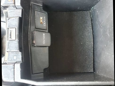 Used 2021 Toyota Corolla LE FWD image 32