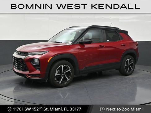 Used 2021 Chevrolet TrailBlazer RS w/ Technology Package FWD image 1