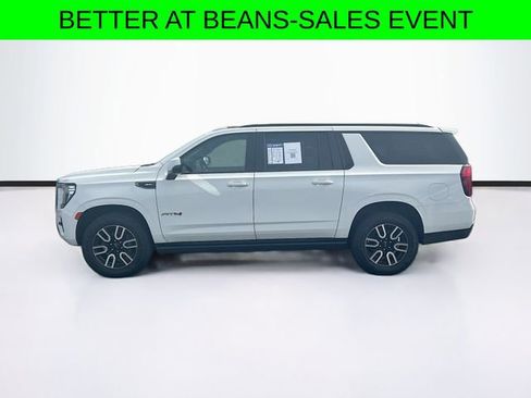 Used 2023 GMC Yukon XL AT4 AWD/4WD image 4