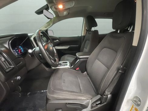Used 2016 Chevrolet Colorado LT w/ LT Convenience Package RWD image 20