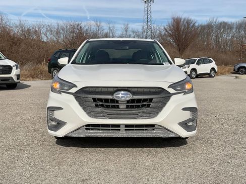 Used 2025 Subaru Legacy Premium image 3