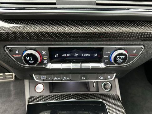 Certified 2023 Audi SQ5 Premium Plus w/ Premium Plus Package AWD/4WD image 19