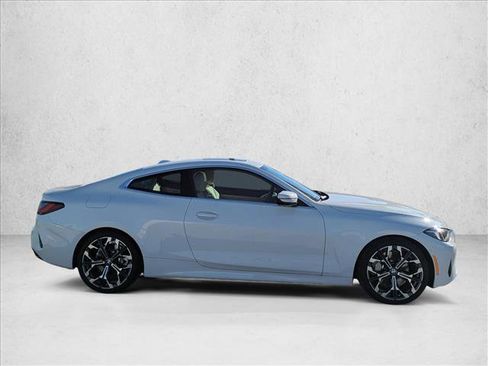 Used 2026 BMW 430i Coupe w/ Parking Assistance Package image 4