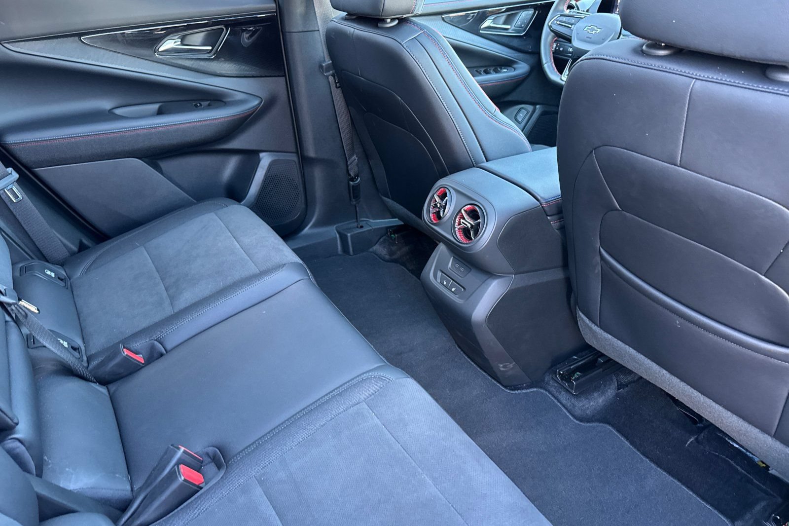 Used 2026 Chevrolet Blazer EV RS AWD/4WD image 18