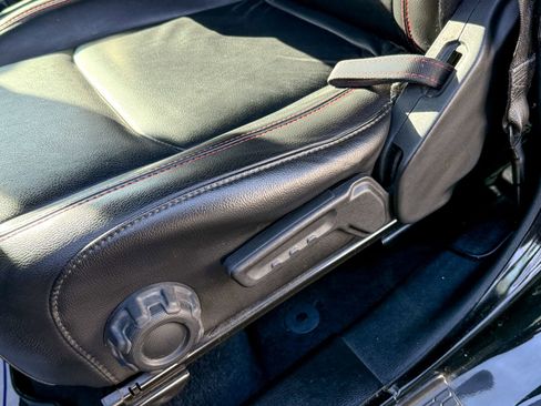 Used 2021 Jeep Wrangler Unlimited Rubicon w/ Xtreme Recon 35" Tire Package image 18