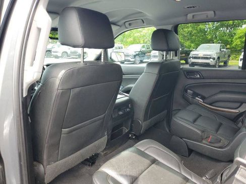 Used 2019 Chevrolet Tahoe LT w/ Luxury Package AWD/4WD image 32