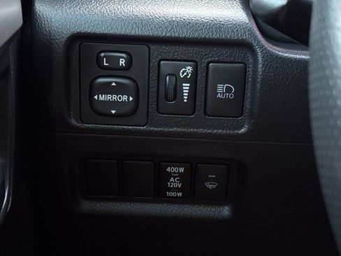 Used 2024 Toyota 4Runner SR5 AWD/4WD image 41