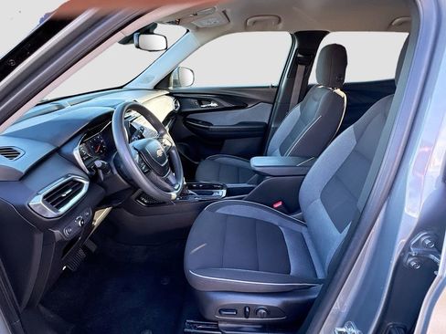 Used 2023 Chevrolet TrailBlazer LT w/ Convenience Package image 31