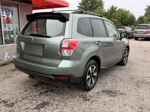 Used 2018 Subaru Forester 2.5i Premium AWD/4WD image 4